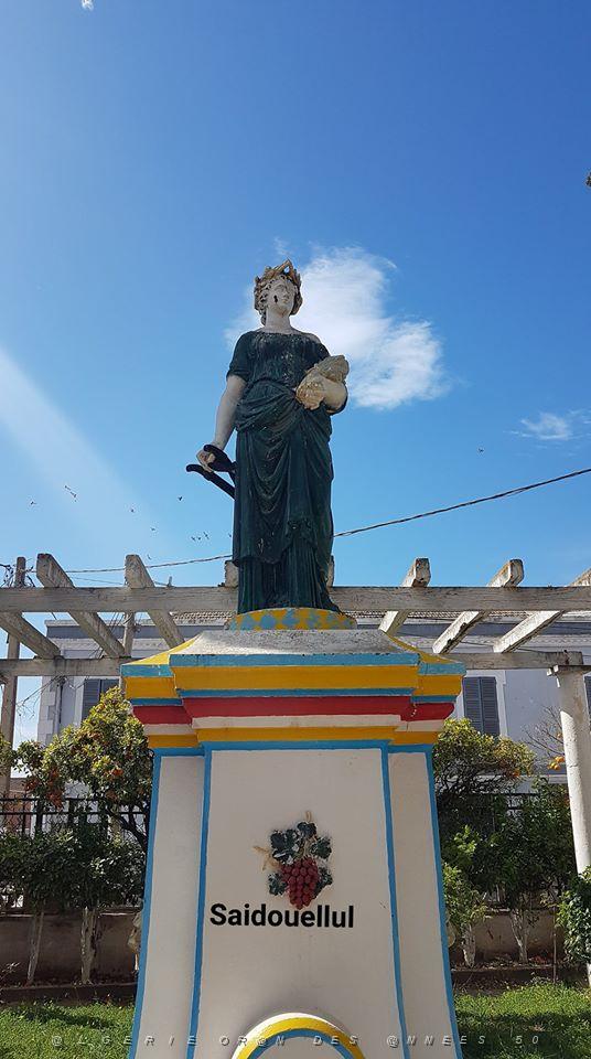 MISSERGHIN MONUMENT DEDIE A LA VIGNE.jpg